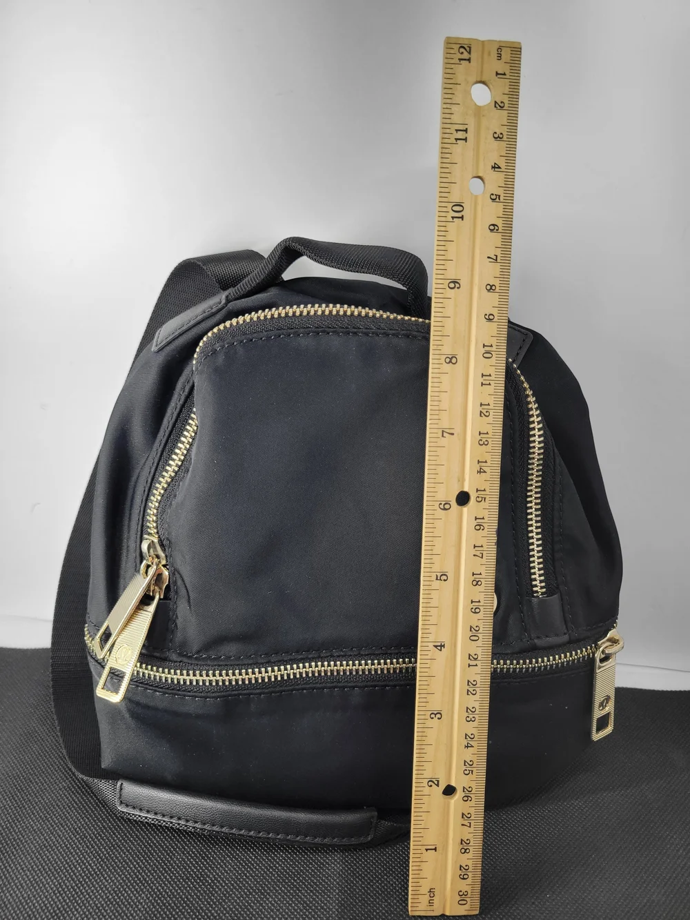 lululemon athletica compact black
